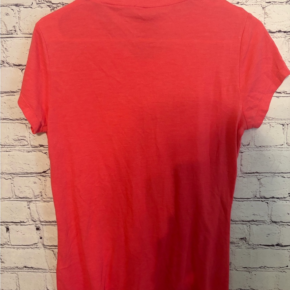 Pink NWT Graphic T-Shirt Size L - Picture 6 of 6